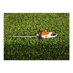 STIHL Akku-Heckenschere HSA 50, Set mit AK 10 und AL 101