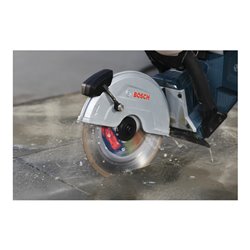 Bosch Akku-Trennsäge GCS 18V-230