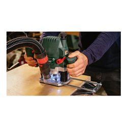 Bosch Oberfräse POF 1400 ACE