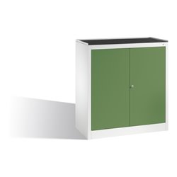 C+P Werkzeug-Beistellschrank mit Drehtüren, 2 Böden und Schublade, H1020xB940xT500mm Front Resedagrün Korpus Lichtgrau