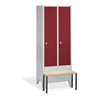 C+P Umkleidespind Classic auf Sockel 4 Abteile Front Rubinrot Korpus Lichtgrau