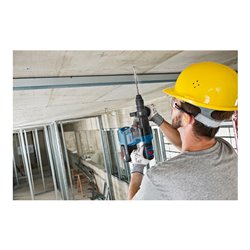 Bosch Akku-Bohrhammer mit SDS plus GBH 18V-26 F mit 2 x 5,0 Ah Li-Ion Akku L-BOXX