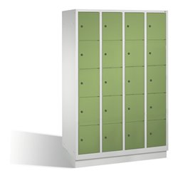 C+P Fächerschrank Classic auf Sockel, 20 Fächer, H1800xB1190xT500mm Front Resedagrün Korpus Lichtgrau
