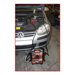 KS Tools 12 V + 24 V Batterie-Booster, mobiles Starthilfegerät 1700 A