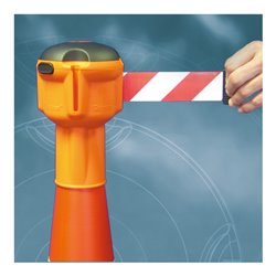 Moravia Kegel-Gurt mit ausziehbarem Absperrband 50mm x 9m rot/weiß schraffiert