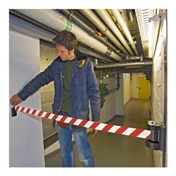 Moravia Wandgurt MORION magnetisch rot/weiß schraffiert Gurtlänge 4000 mm