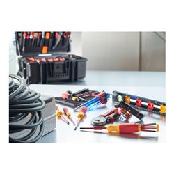 Wiha Werkzeug Set Elektriker Competence XXL II mit integriertem Fahrgestell, 115-tlg. in Koffer
