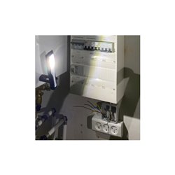 LED-Akkuhandleuchte 20-200 Lm 3,7 V / 1200 mAh Li-ion Ip54