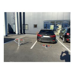 Schake Parkplatzsperre Typ 40771B, umlegbar, 70x70mm, Überflur 500mm, + Rundrohrbügeln, Gesamtbreite 800mm + Rund, Zylinderschlo