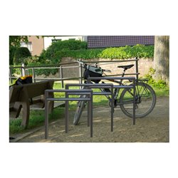 Schake Anlehnbügel aus Vierkantrohr 80x20mm, Breite: 750mm Gesamthöhe: 1200 mm + Querholm (kleiner Abstand) feuerverzinkt