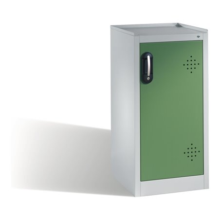 C+P Umwelt-Beistellschrank mit Drehtür, 2 Polyethylen-Wannen, H1020xB500xT500mm Front Resedagrün Korpus Lichtgrau
