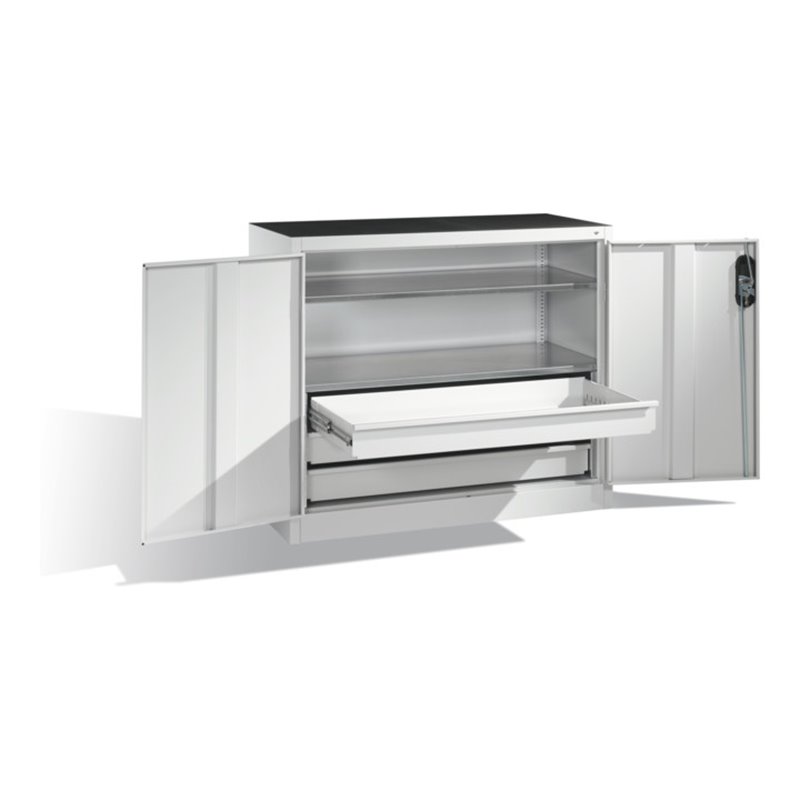 C+P Werkzeug-Beistellschrank mit Drehtüren, 2 Böden und 3 Schübe, H1000xB1200xT500mm Front Lichtgrau Korpus Lichtgrau