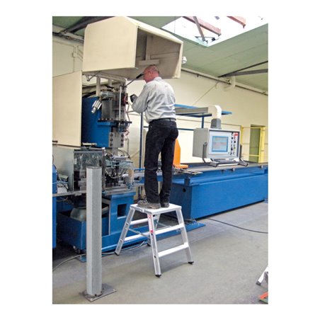 Euroline Alu-Stufenstehleiter breit Nr. 30581