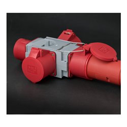 Kreuzverteiler CEE400V/32A 3fach Stecker CEE + 3x Steckdosen CEE