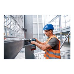 Bosch Akku-Drehschlagschrauber GDS 18V-1000 C in L-BOXX