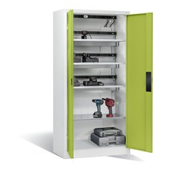 C+P Akku-Ladeschrank für 15 E-Werkzeuge, H1950xB930xT500mm, Viridingrün/Lichtgrau