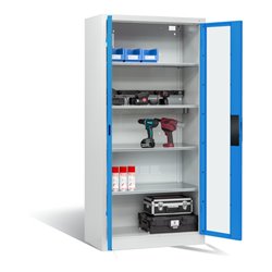 C+P Akku-Ladeschrank für 5 E-Werkzeuge, Sichtfenster, H1950xB930xT500mm, Lichtblau/Lichtgrau