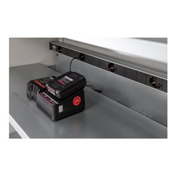 C+P Akku Ladeschrank für 5 E-Werkzeuge, Sichtfenster, H1950xB930xT500mm, Lichtgrau