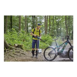 GARDENA Akku-Mitteldruckreiniger AquaClean 24/18V P4A Premium Ready-To-Use Set