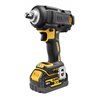 DEWALT 18V XR Akku-Schlagschrauber, 1/2' (bürstenlos), max. 813 Nm, inkl. 2x G-Akku (18 Volt / 5 Ah) DCF891P2G-QW