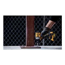 DEWALT 18V XR Akku-Schlagschrauber, 1/2' (bürstenlos), max. 406 Nm - Basisversion DCF922NT-XJ