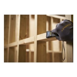 Stanley Entfernungsmesser FLM165 bis 50m FMHT77165-0