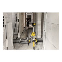 STABILA 12-V-System Kreuzlinienlaser LAX 600 G, selbstnivellierend, 3 x 360° grüne Laserlinien, max. Reichweite: 40 m, Tragekoff