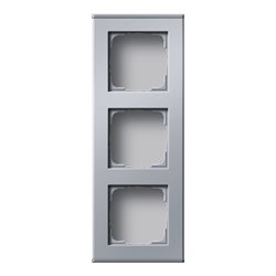 Gira Gehäuse 3-fach alu 136326