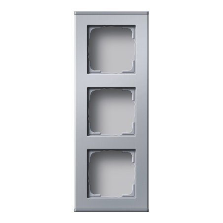 Gira Gehäuse 3-fach alu 136326