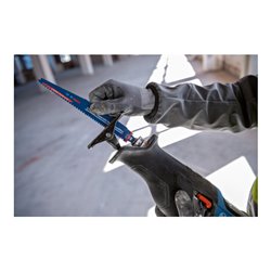 Bosch Akku-Säbelsäge GSA 18V-28