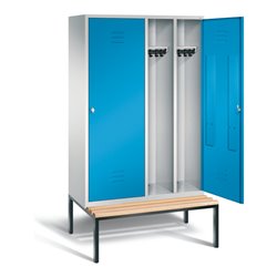 C+P Schwarz-Weiss-Spind Classic, H2090xB1190xT815mm, Front Lichtblau, Korpus Lichtgrau, Gestell Schwarzgrau (8250-40)