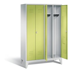 C+P Schwarz-Weiss-Spind Classic, H1850xB1190xT500mm, Front Viridingrün, Korpus Lichtgrau (8012-40)