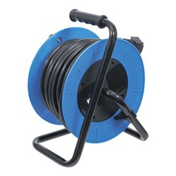 BGS Kabeltrommel 3360, 15 m, 3x1,5 mm², 4 Steckdosen, IP 20, 3000 W