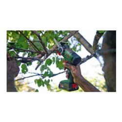 Bosch Akku-Säge mit NanoBlade-Technologie UniversalCut 18V-65, Ladegerät AL 18V-20