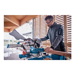 Bosch Akku-Kapp- und Gehrungssäge BITURBO GCM 18V-254 D