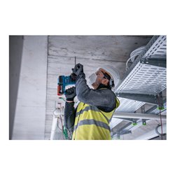 Bosch Akku-Bohrhammer mit SDS plus GBH 18V-22, 2x Akku GBA 18V4.0Ah/L-BOXX, Ringbürst.