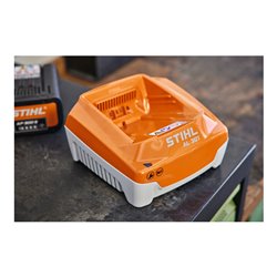 AL 301 Schnellladegerät