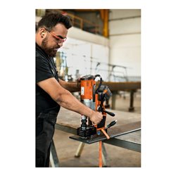 Fein Akku-Universal-Magnet-Kernbohrmaschine bis 35 mm mit Anwenderset, AKBU 35 PMQW 18 V AS Construction-Site 2x 8 Ah Set 3/4 in