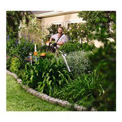 STIHL Akku-KombiMotor KMA 80 R, ohne Akku und Ladegerät