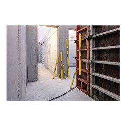 STABILA Digitale Wasserwaage TECH 196M DL, 61 cm, wasser- und staubdicht nach IP 67, 2 Digital-Displays, kalibrationsfrei, Anzei