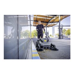 Kärcher Kehrmaschine KM 70/25 C Bp 2SB