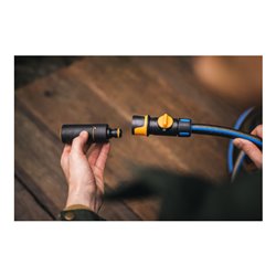 Fiskars Schlauchanschluss,On/Off 15mm (1/2–5/8”)