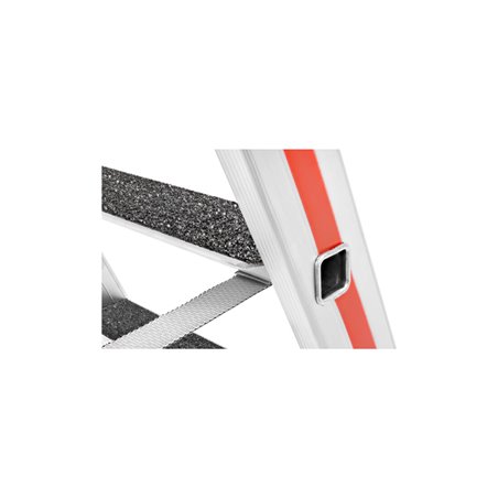 MUNK Aluminium-Rollgerüst mit Plattformen im 2m Abstand