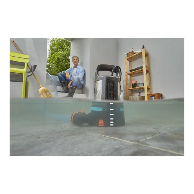 Gardena Klarwasser-Tauchpumpe 17000 aquasensor