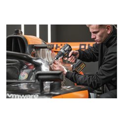 DEWALT Akku-Schlagbohrschrauber 18V , inkl. 2 x Akkus (18 Volt / 4Ah) und System-Schnellladegerät