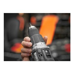 DEWALT Akku-Schlagbohrschrauber 18V , inkl. 2 x Akkus (18 Volt / 4Ah) und System-Schnellladegerät