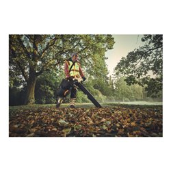 Stihl Akku-Saughäcksler SHA 140, ohne Akku und Ladegerät