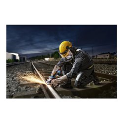 Bosch Akku-Winkelschleifer GWS 18V-11 in L-BOXX