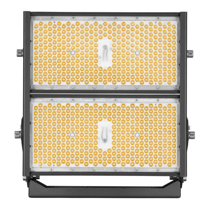 Kranstrahler Iluminator 75.400Lm 10m Gummikabel + Stecker Schutzart d.