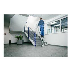 MUNK Teleskopleiter mit Traverse 4x3 Sprossen